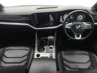 Used VW Touareg R-line 286 HP (210 kW) 2019 Black SUV