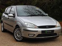 Used Ford Focus Zetec 100 HP (73 kW) 2002 Silver Hatchback