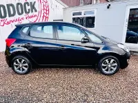 Used Hyundai ix20 SE 90 HP (66 kW) 2017 Black Hatchback