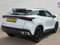Used Omoda 5 186 HP (136 kW) 2025 Metallic  selenite white SUV