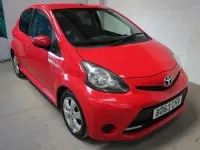 Used Toyota Aygo Style 68 HP (50 kW) 2013 Red Hatchback