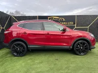Used Nissan Qashqai Tekna 115 HP (84 kW) 2016 Red SUV