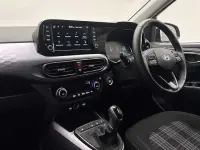 Used Hyundai i10 Premium 79 HP (58 kW) 2025 Green Hatchback