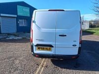 Used Ford Transit Custom 105 HP (77 kW) 2018 White Van