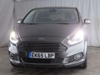 Used Ford S-MAX Titanium 150 HP (110 kW) 2015 Grey MPV