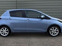 Used Toyota Yaris Hybrid 101 HP (74 kW) 2016 Hatchback