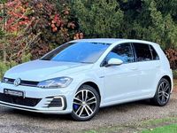 Gebraucht VW Golf VII GTE 201 PS (147 kW) 2018 Weiß Kleinwagen