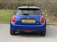Used Mini Cooper Hatch 136 HP (100 kW) 2018 Blue Hatchback
