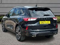 Second-hand Ford Kuga ST-Line X 225 CP (165 kW) 2023 Negru SUV
