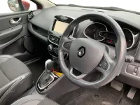 Used Renault Clio Dynamique 120 HP (88 kW) 2017 Red Hatchback