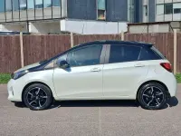 Used Toyota Yaris Design 99 HP (72 kW) 2016 White/black Hatchback