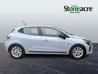 Used Renault Clio V Evolution 140 HP (102 kW) 2024 Grey Hatchback