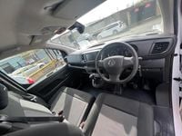 Used Vauxhall Vivaro 100 HP (73 kW) 2023 White MPV