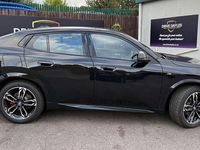 Usado BMW iX2 M Sport 150 kW (204 HP) 2024 Preto SUV