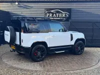 Used Land Rover Defender HSE Dynamic 249 HP (183 kW) 2025 SUV