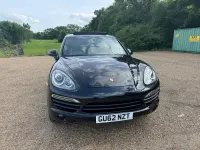 Used Porsche Cayenne 380 HP (279 kW) 2012 Black SUV