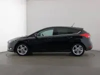 Used Ford Focus Titanium 125 HP (91 kW) 2017 Black Hatchback