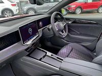 Usado VW Passat R-line 147 HP (108 kW) 2025 Vermelho Carrinha