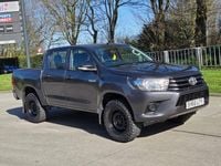 Used Toyota HiLux Active 150 HP (110 kW) 2016 Grey Pickup