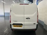 Usado Ford Transit Custom S 130 CV (95 kW) 2023 Blanco Van