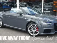 Usado Audi TT Roadster S-Line 230 HP (169 kW) 2016 Cinzento Cabrios
