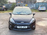 Używany Ford Fiesta 2011 Czarny Hatchback