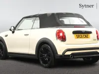 Used Mini Cooper Exclusive 136 HP (100 kW) 2021 White Hatchback