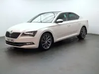 Used Skoda Superb LAURIN & KLEMENT 190 HP (139 kW) 2017 White Hatchback