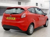 Used Ford Fiesta Style 82 HP (60 kW) 2014 Red Hatchback