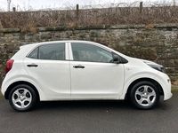 Used Kia Picanto 66 HP (48 kW) 2018 White Hatchback