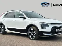 Używany Kia Niro 139 KM (102 kW) 2024 Biały SUV