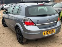 Used Vauxhall Astra Club 90 HP (66 kW) 2007 Silver Hatchback