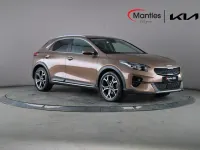 Usado Kia XCeed 158 HP (116 kW) 2022 Castanho SUV