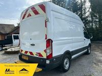 Usado Ford Transit 130 HP (95 kW) 2018 Branco Van
