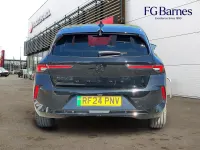 Second-hand Vauxhall Astra 113 kW (154 CP) 2024 Negru Hatchback