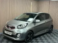 Used Kia Picanto 84 HP (61 kW) 2014 Silver Hatchback