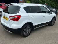 Used Suzuki SX4 SZ4 120 HP (88 kW) 2015 White Hatchback