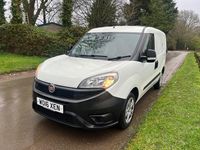 Usado Fiat Doblò 90 HP (66 kW) 2016 Branco Monovolume