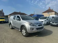 Used Isuzu D-Max 2017 Silver Pickup