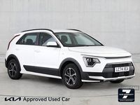 Used Kia Niro 2024 White SUV