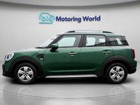 Usado Mini Cooper Countryman Classic 134 CV (98 kW) 2023 Verde SUV