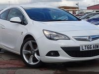 Used Vauxhall Astra GTC SRi 136 HP (100 kW) 2016 White Coupe