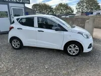 Used Hyundai i10 67 HP (49 kW) 2016 White Hatchback