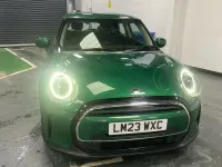 Używany Mini Cooper Classic 2023 Zielony Hatchback