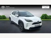 Used Toyota Yaris Hybrid 2024 White Hatchback