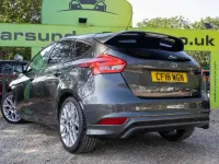 Used Ford Focus ST-Line 140 HP (102 kW) 2018 Grey Hatchback