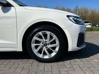 Used Audi A1 Sport 94 HP (69 kW) 2022 White SUV