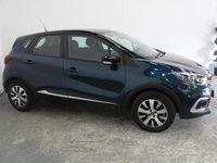 Begagnad Renault Captur Play 2020 Blå SUV