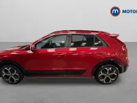 Used Kia Niro 141 HP (103 kW) 2023 Red SUV