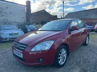 Used Kia Ceed 2009 Red Hatchback